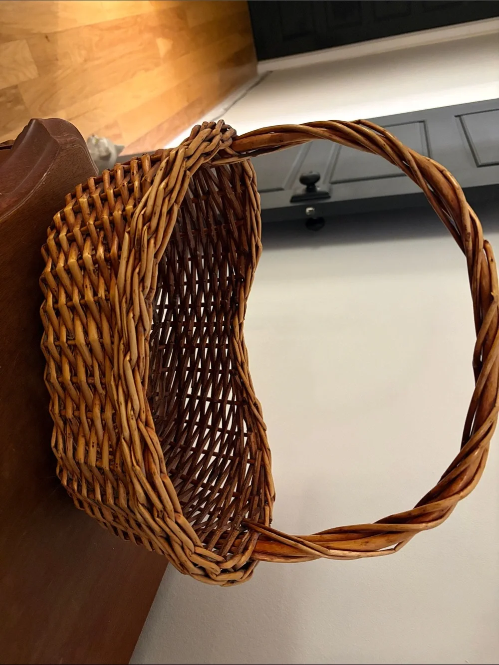 Woven Round Handle Basket - Natural Brown 14x8” Make an offer!